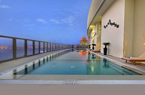The Curve Hotel image 29