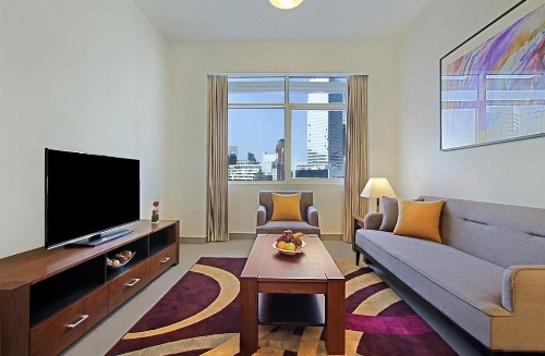 The Curve Hotel image 9